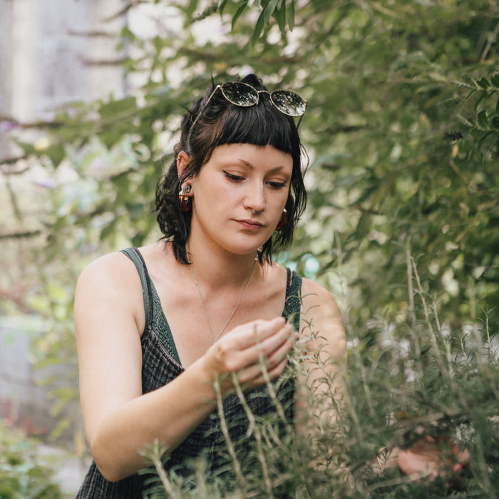 Practitioner Spotlight - Sarah Farrow of Common Ground Herbals